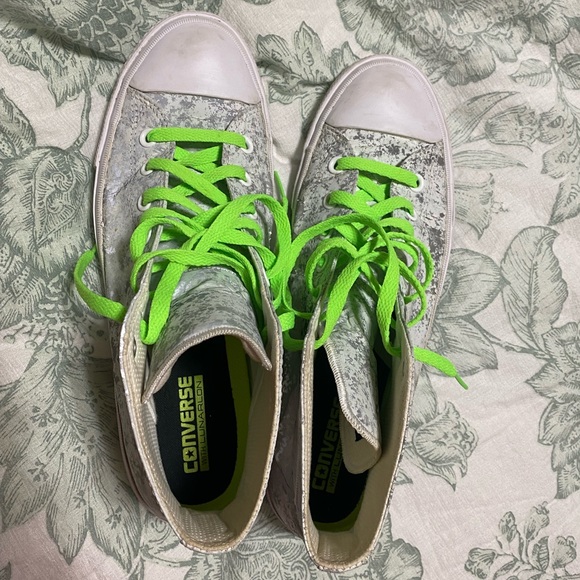 Mens converse - Picture 1 of 5